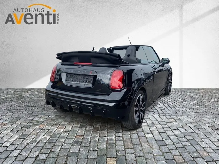MINI John Cooper Works Cabrio