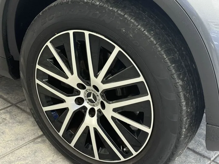 Mercedes-Benz GLC 200