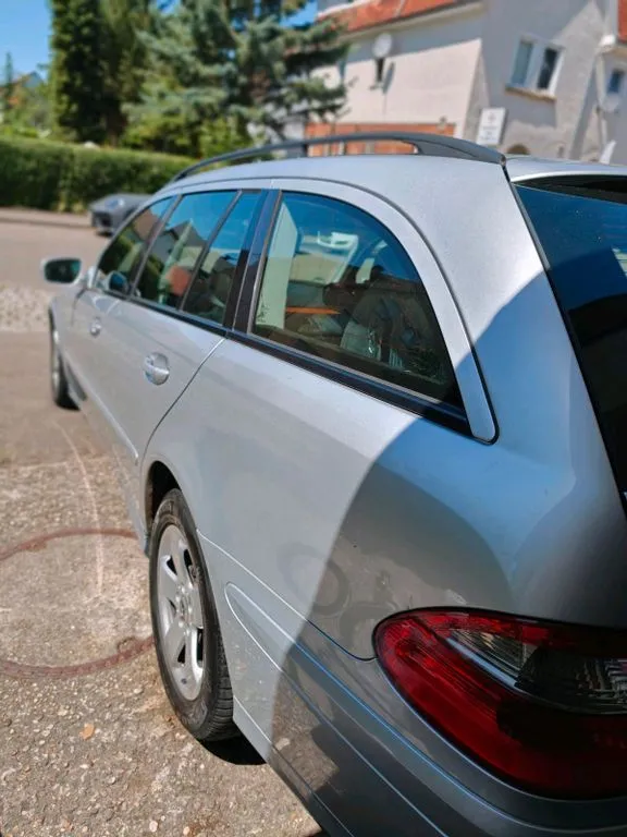 Mercedes-Benz E 320