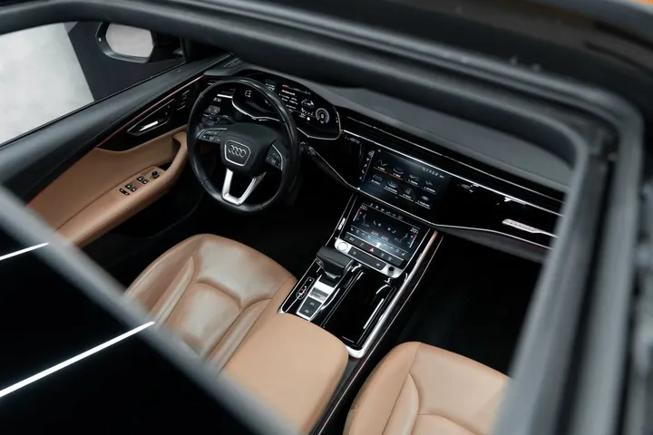 Audi Q8