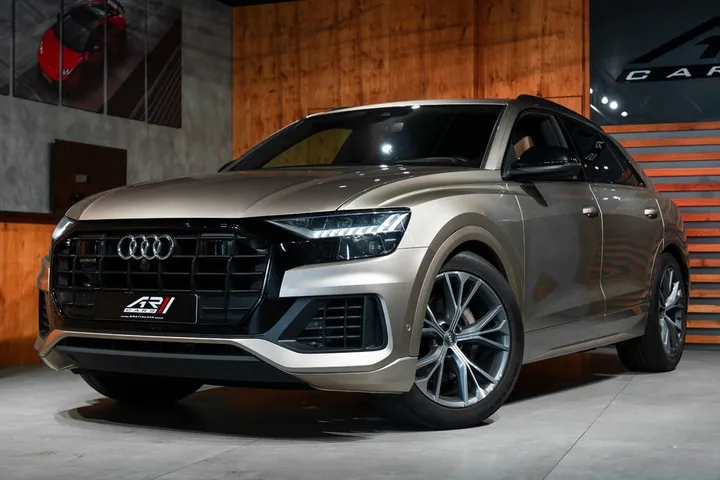 Audi Q8