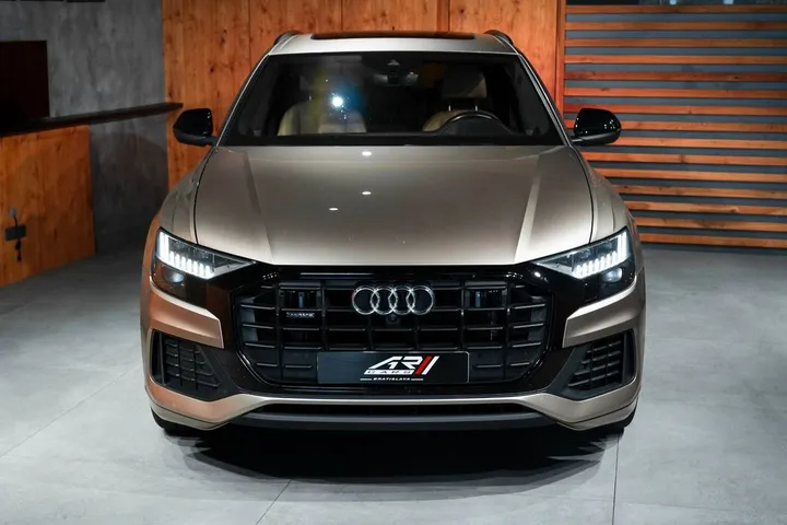 Audi Q8