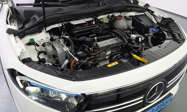 Mercedes-Benz EQA