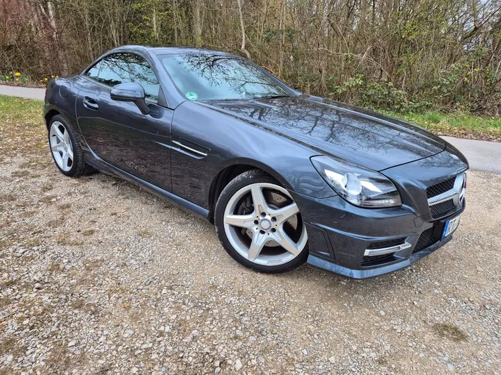 Mercedes-Benz SLK 250