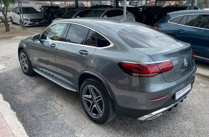 Mercedes-Benz GLC 220