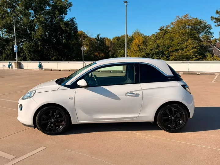 Opel Adam