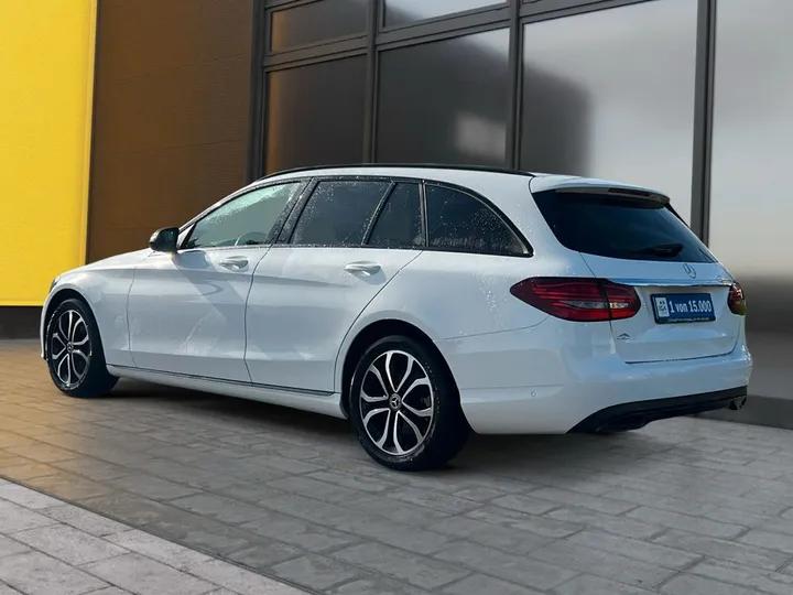 Mercedes-Benz C 220