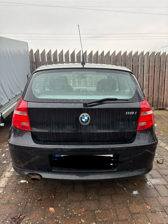 BMW 118