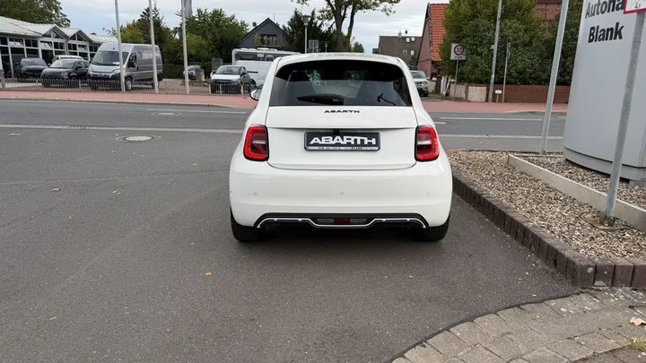 Abarth 500e