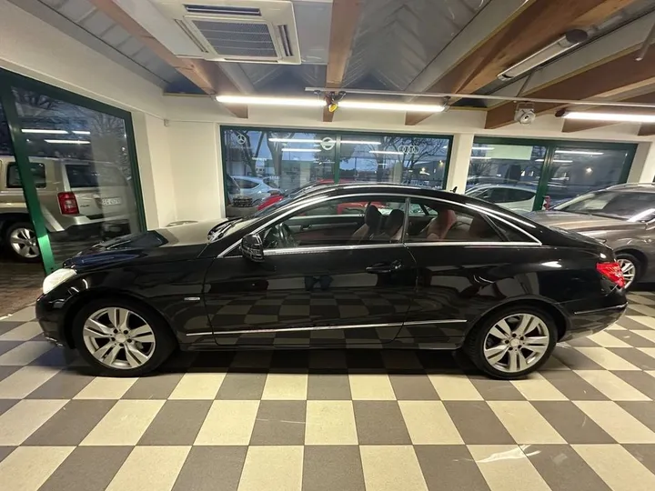 Mercedes-Benz E 250