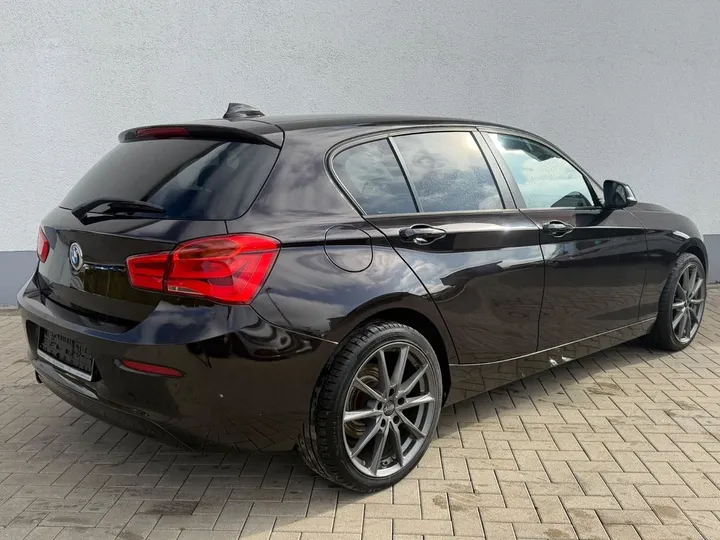 BMW 118