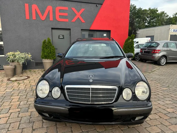 Mercedes-Benz E 430