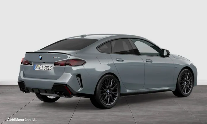 BMW M235