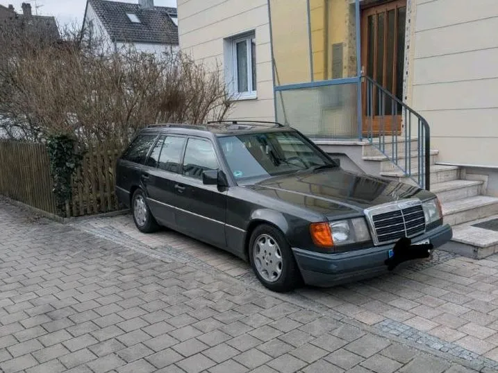 Mercedes-Benz 300