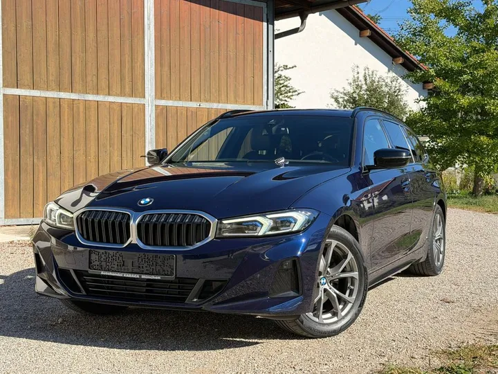 BMW 320