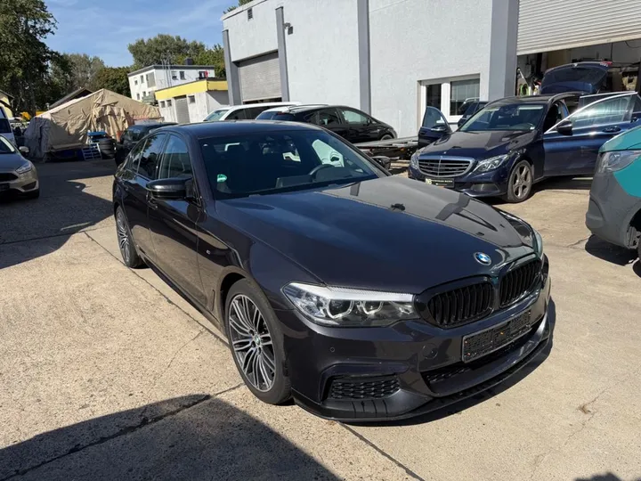 BMW 530