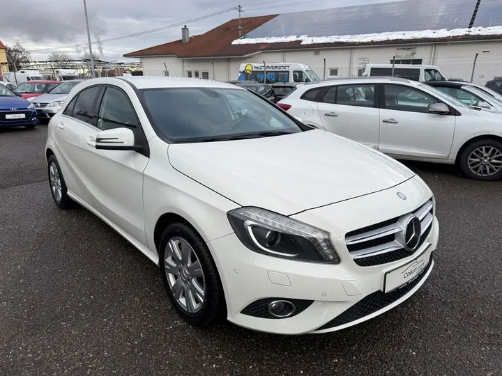 Mercedes-Benz A 180