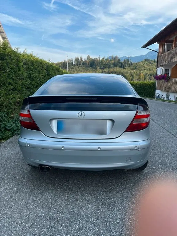 Mercedes-Benz C 220