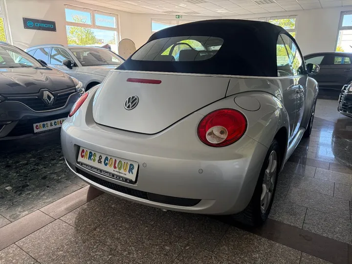 Volkswagen New Beetle