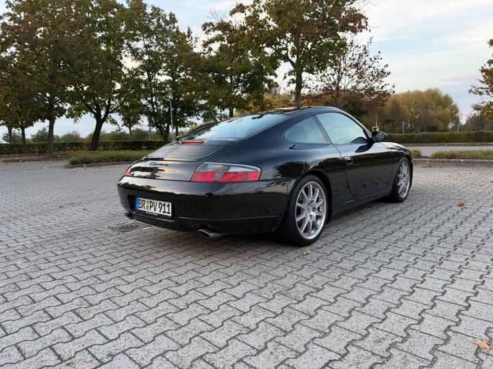 Porsche 996