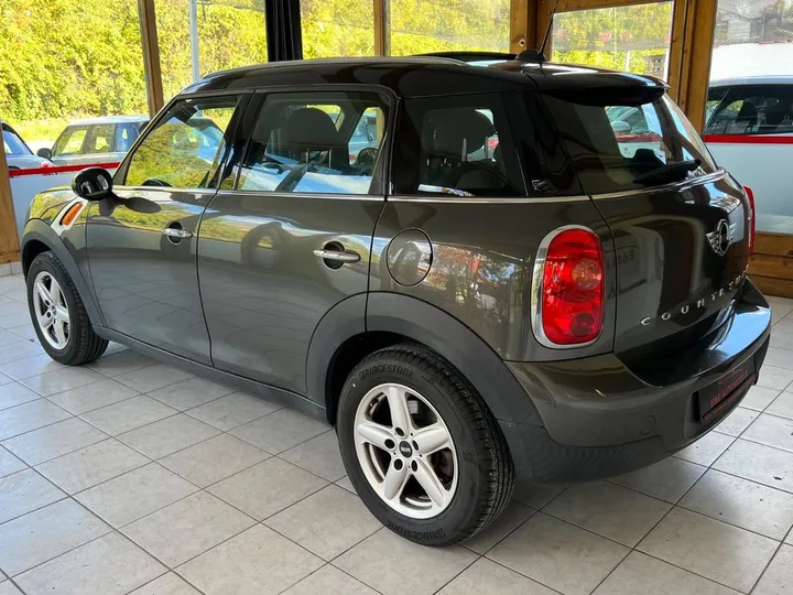 MINI Cooper Countryman