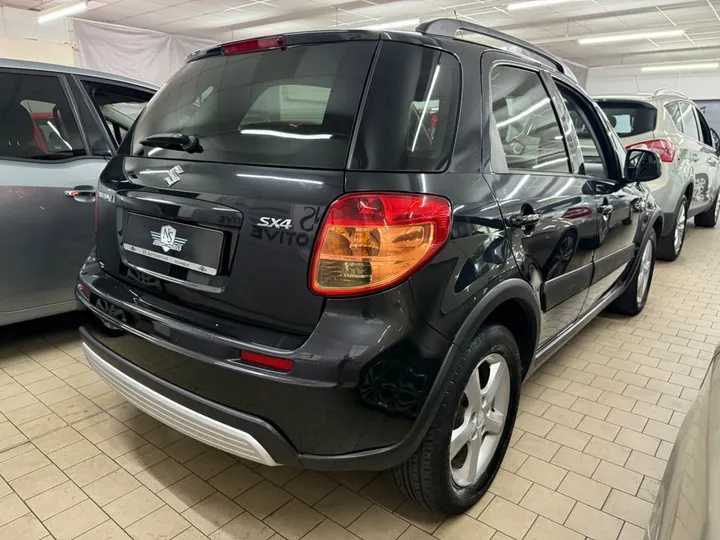 Suzuki SX4