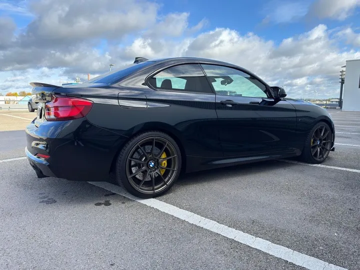 BMW M240i