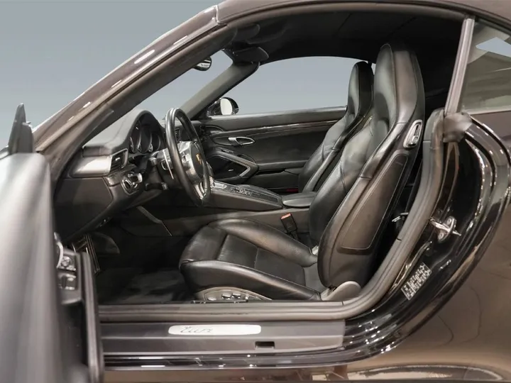 Porsche 991
