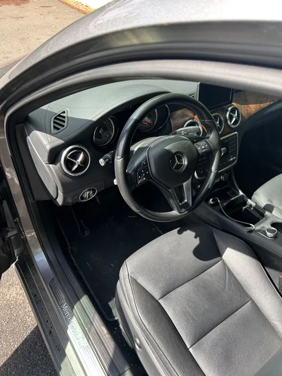 Mercedes-Benz GLA 250