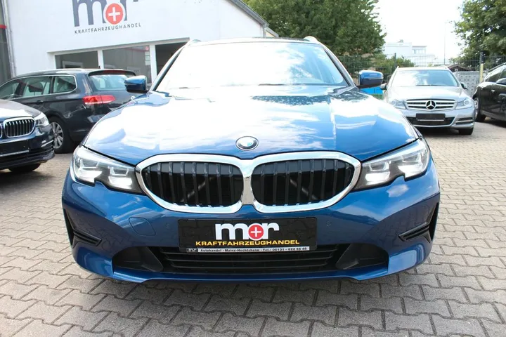 BMW 320