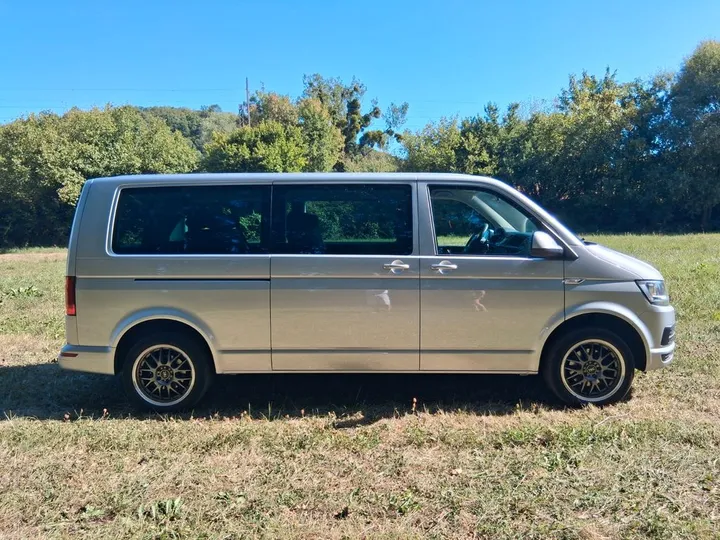 Volkswagen T6 Caravelle