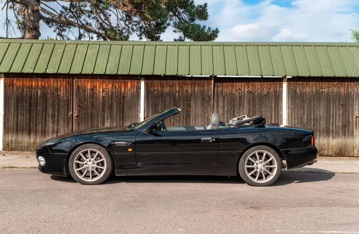Aston Martin DB7