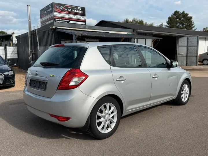 Kia cee'd / Ceed