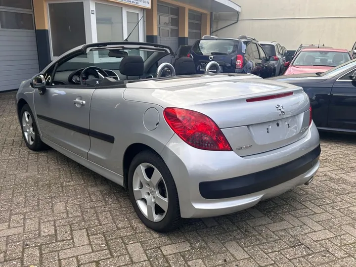 Peugeot 207