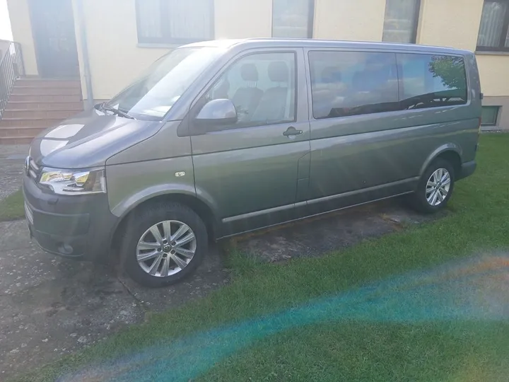 Volkswagen T5 Kombi