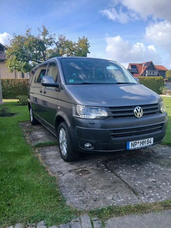 Volkswagen T5 Kombi