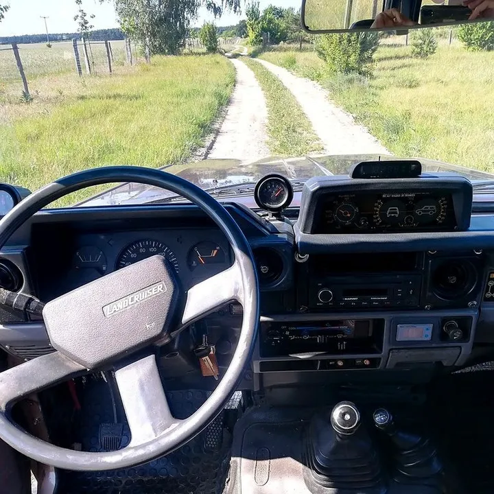 Toyota Land Cruiser
