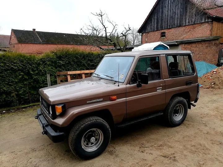 Toyota Land Cruiser