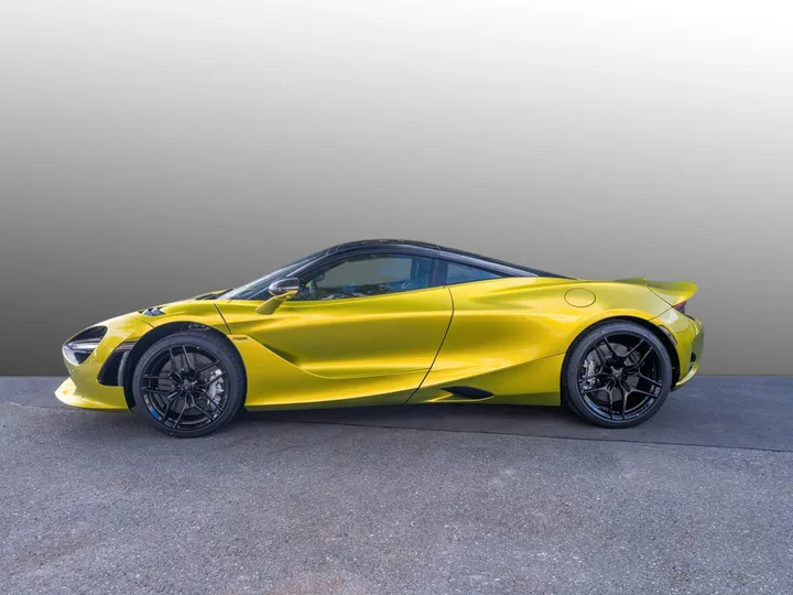 McLaren 750S