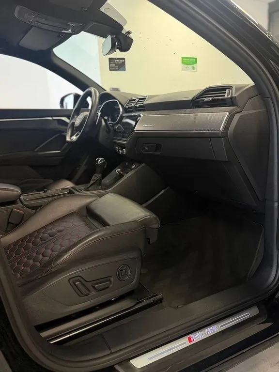 Audi RSQ3