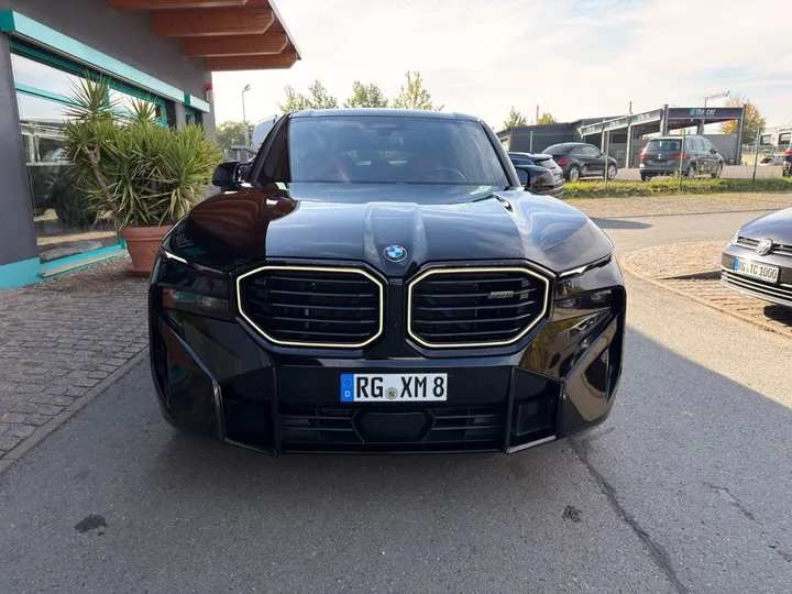 BMW XM