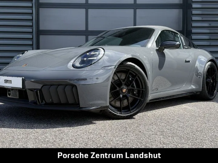Porsche 992