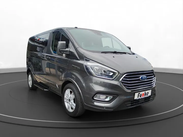 Ford Tourneo Custom