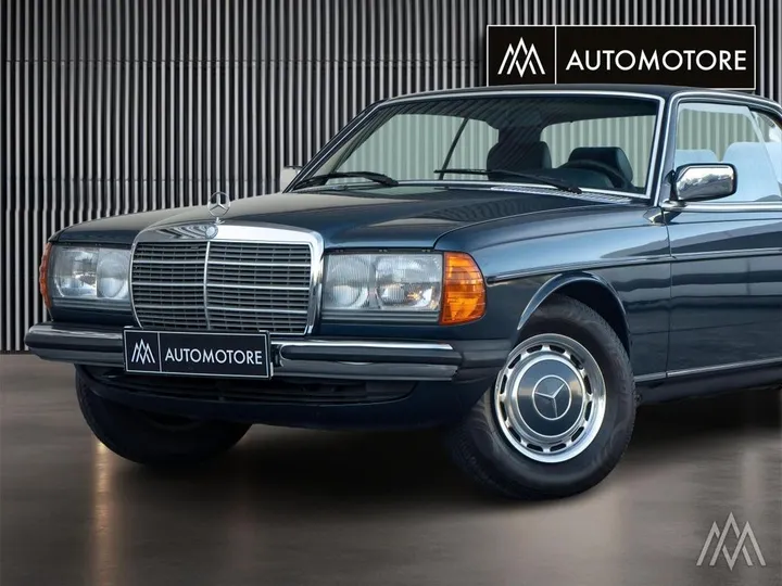Mercedes-Benz 280