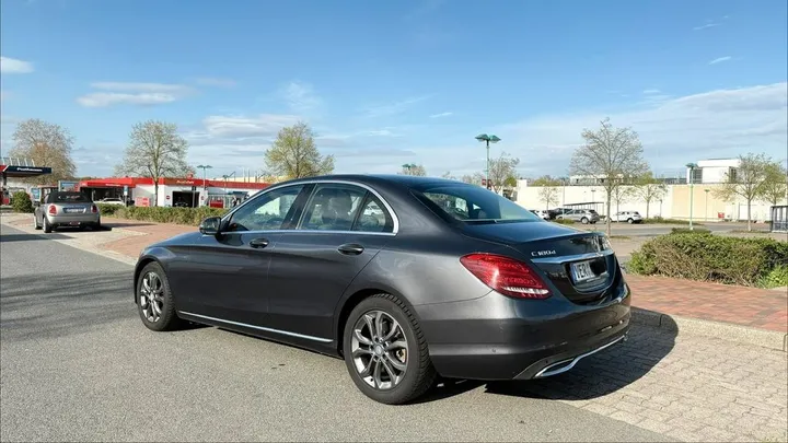 Mercedes-Benz C 180