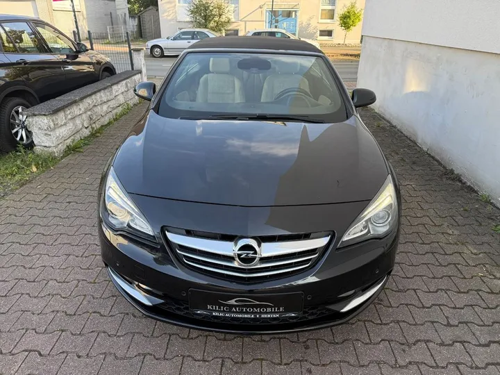 Opel Cascada