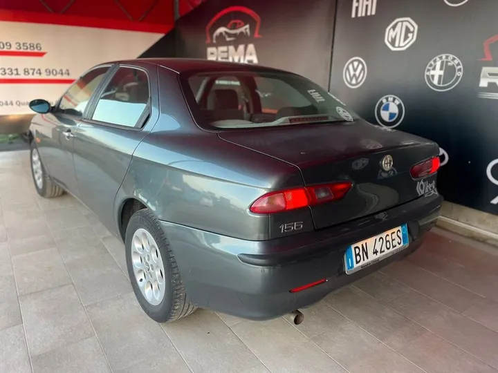 Alfa Romeo 156