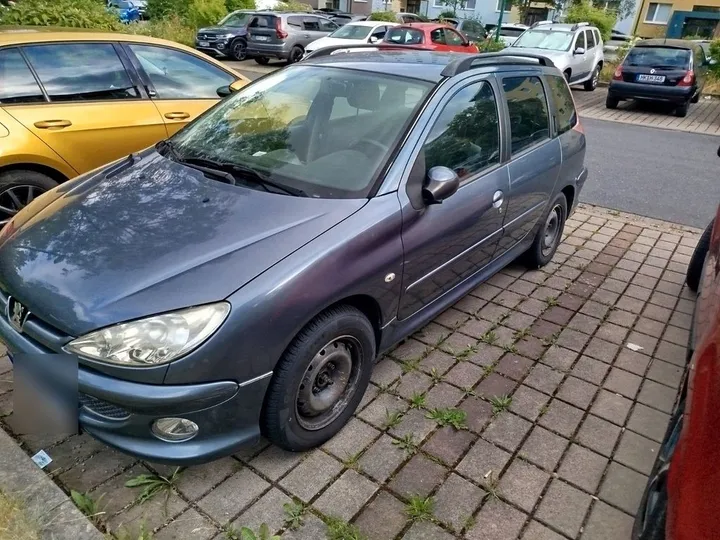 Peugeot 206