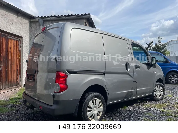 Nissan NV200