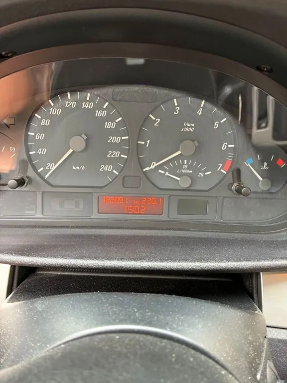 BMW 318